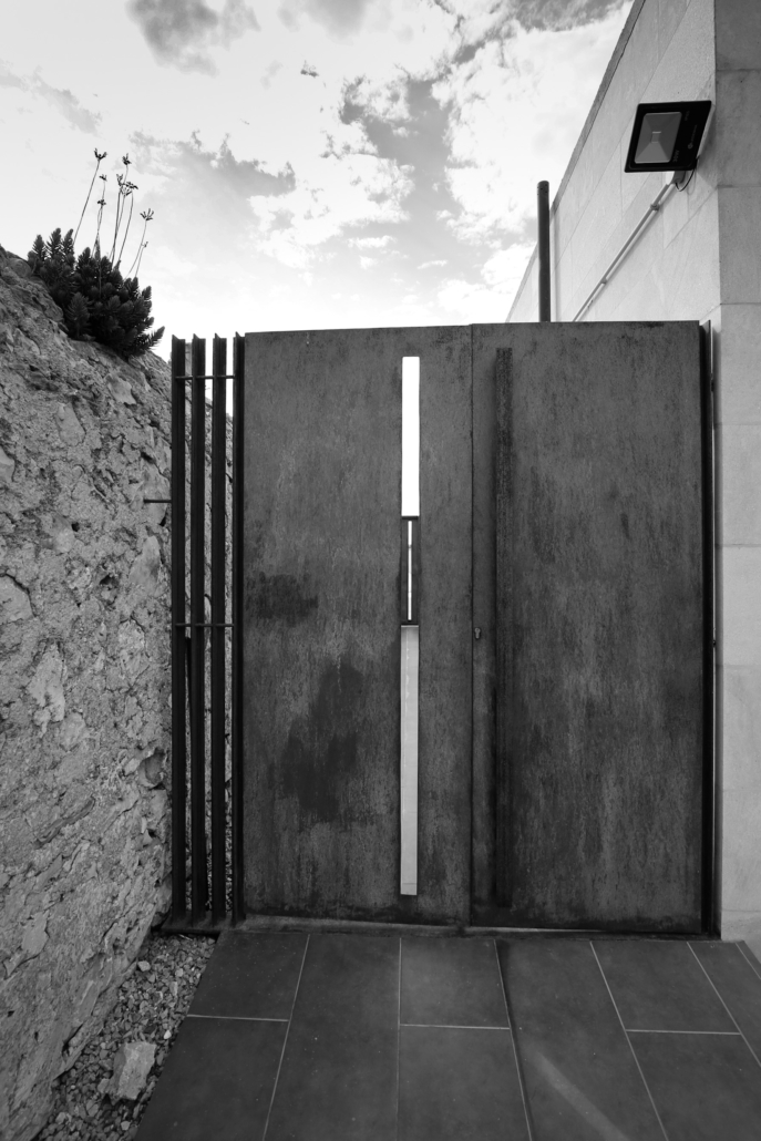 D372DC90-588E-4B65-8D11-1C4F7D327880